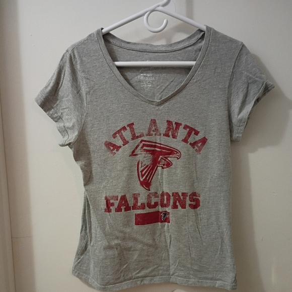 NFL Tops - Atlanta Falcons Crew Cut Woman's Top.. Size XL. Official Gear